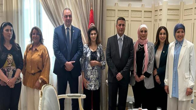 وزيرة التربية التونسية تستقبل السفير الأردني والرئيس التنفيذي لأكاديمية الملكة رانيا لتدريب المعلمين