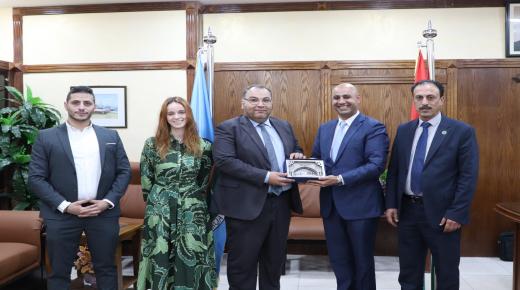 مذكرة تفاهم بين جامعة الزرقاء و معهد القانون والمجتمع