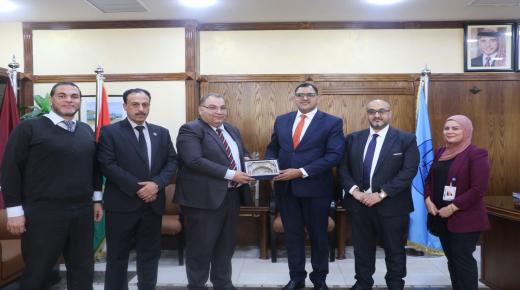 اتفاقية تعاون بين جامعة الزرقاء ومستشفى الاستقلال