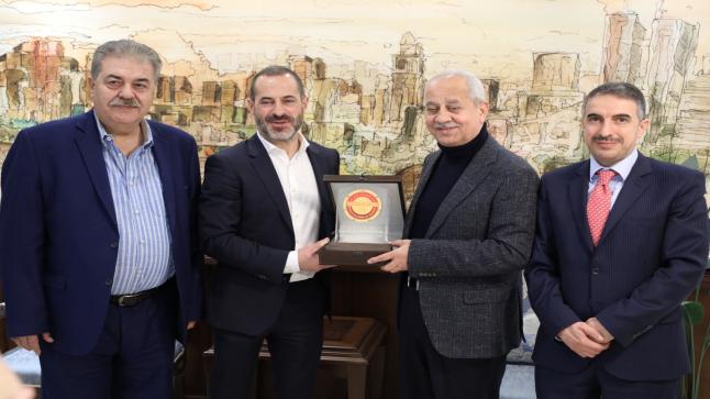 “صناعة عمان” تبحث تعزيز العلاقات الاقتصادية بين الأردن واسبانيا