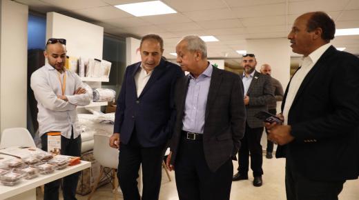 “صناعة عمان” تنظم لقاءات عمل تجمع الشركات الصناعية بممثلي المراكز التجارية الكبرى والفنادق في المملكة