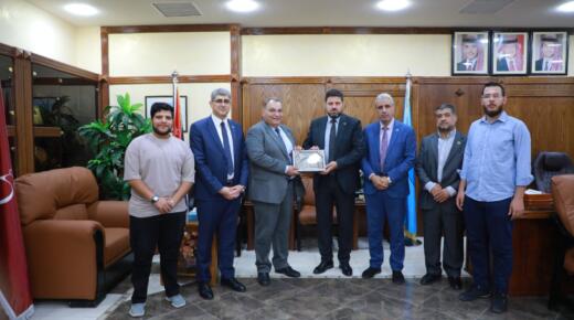 جامعة الزرقاء تستقبل وفدًا من السفارة السورية