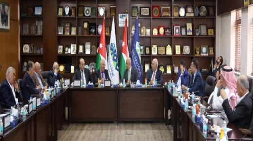 طاقة الأعيان وغرفة تجارة الأردن تبحثان قضايا تهم قطاع الطاقة