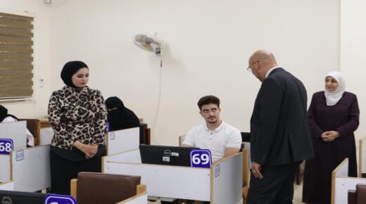 نائب رئيس جامعة الزرقاء يتفقد سير الامتحانات النهائية للفصل الدراسي الصيفي