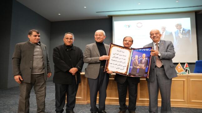 الجغبير: الصناعة الأردنية قصة نجاح تعكس تطور الأردن خلال عهد الملك