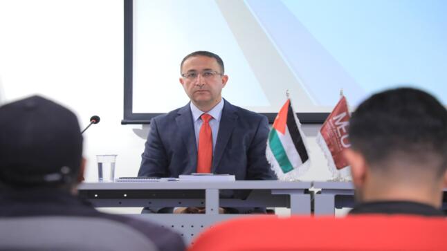 “الشرق الأوسط” تستحضر الإرث الشعري لعبد المنعم الرفاعي في احتفاء ثقافي يعيد قراءة رموزه الوطنية والقومية