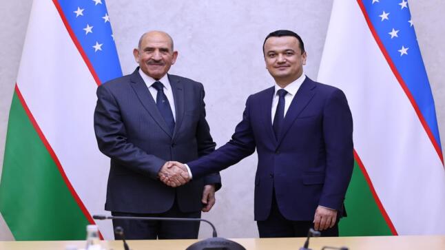 الذنيبات يبحث مع وزير الاستثمار الاوزبكي التعاون في صناعة الأسمدة الفوسفاتية واقامة مشاريع استثمارية استراتيجية