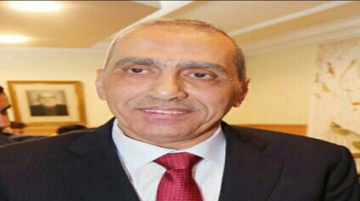 أخٌ كريمٌ وابن أخٍ كريمٍ