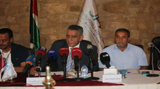 الهلالات: الحكومة تتناسى البترا .. والقطاع السياحي غير مجد للاستثمار (صور)