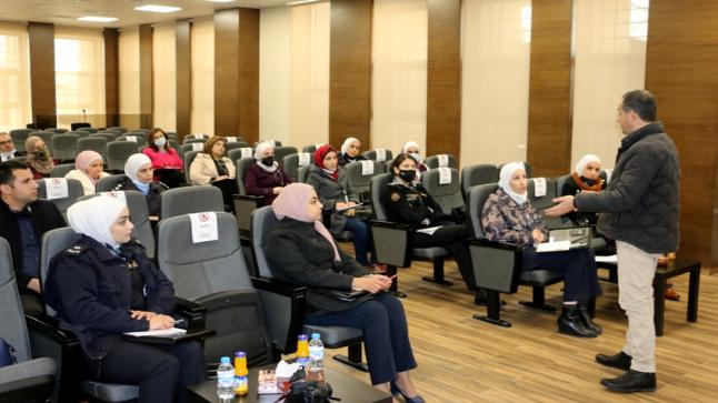 جامعة الشرق الأوسط MEU تستكمل جلساتها التدريبية بالتعاون مع مديرية الأمن العامِّ، ومؤسسة الملك الحسين / معهد العناية بصِحَّة الأسرة