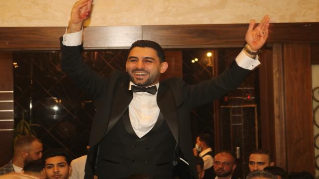 خليل رياض محمود ابو الرب … يدخل قفص الزوجية .. مبارك للعروسين خليل ورهام – صور