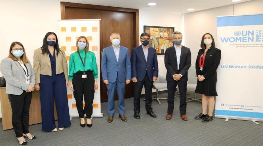 أورنج الأردن توقّع وثيقة “مبادئ تمكين المرأة”