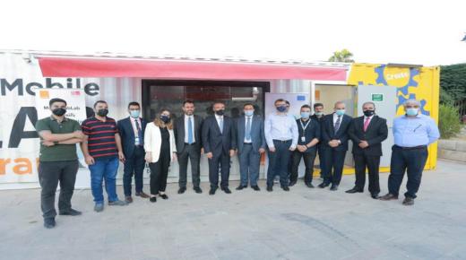 وزير السياحة يزور مختبر التصنيع الرقمي المتنقل في جرش