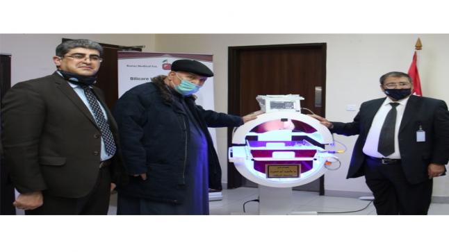 شركة الزرقاء للتعليم والاستثمار تهدي مستشفى الزرقاء الحكومي الجديد جهازا طبيا 