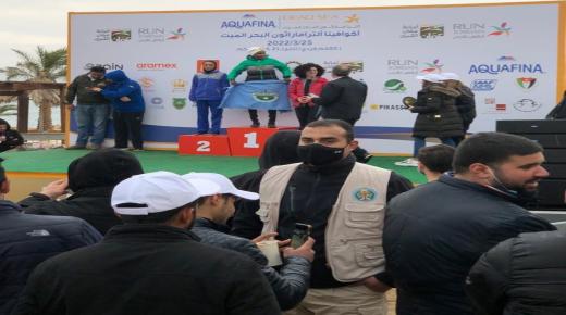 طالبة من جامعة الزرقاء تفوز بالمركز الاول في سباق اكوافينا التراماراثون البحر الميت