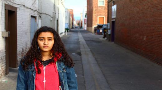 أكثر من نصف الشباب العربي في دول شرق المتوسط وشمال أفريقيا يريدون الهجرة بحثاً عن فرص العمل