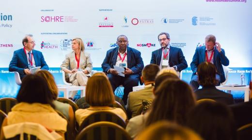 خبراء وعلماء الصحة العامة يؤكدون أهمية المنتجات البديلة في تقليل أضرار التدخين