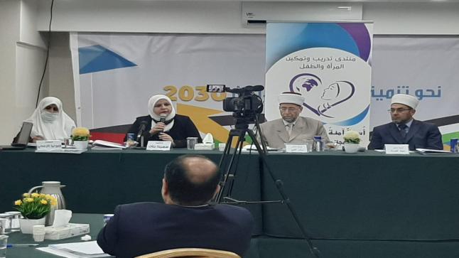 “عمان العربية” تشارك بندوة حول التعامل مع آثار الطلاق