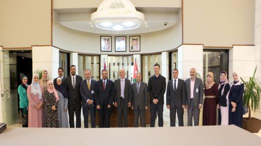 جامعة الشرق الأوسط MEU تقيم ندوة تربوية بمناسبة يوم المعلم العالمي