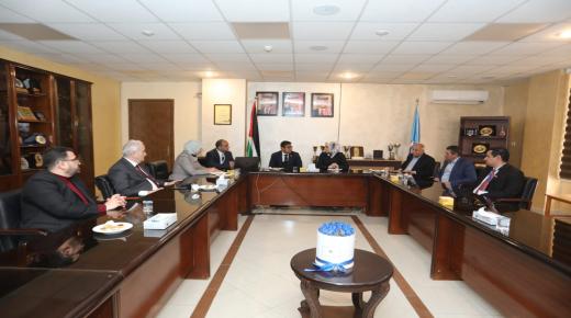 بحث آفاق التعاون الاكاديمي بين جامعة العلوم التطبيقية الخاصة والملحقية الثقافية الماليزية