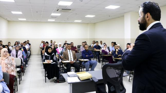 “الشرق الأوسط” تنمي مهارات تحليل الشخصية الوظيفية وتحليل أطر الكفاءات
