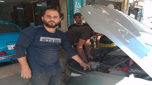 لماذا خدمات صيانة مركز ” الأمبراطور ” بالزقاء مميزة في تصليح كهرباء سيارات الهايبرد – صور وفيديو 