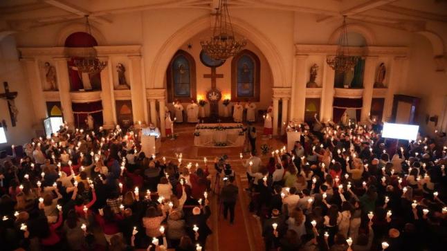 مسيحيو الأردن يحتفلون بعيد الفصح المجيد – صور