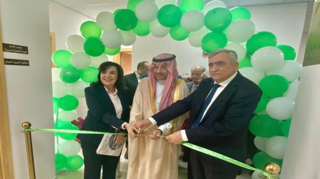 سفير خادم الحرمين الشريفين لدى الاردن نايف السديري يشارك في حفل افتتاح الطابق الجديد في مبنى التوسعة لكلية الصيدلية بالجامعة الأردنية