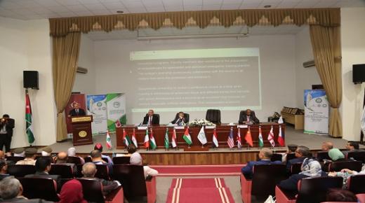 انطلاق مؤتمر التمريض الدولي الأول في جامعة الزيتونة تحت عنوان اتجاهات في التمريض .