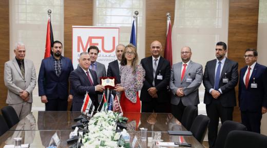 رئيس الجامعة العراقية عن “الشرق الأوسط”: وقع عليها الاختيار لأنها ملهمة وجادة