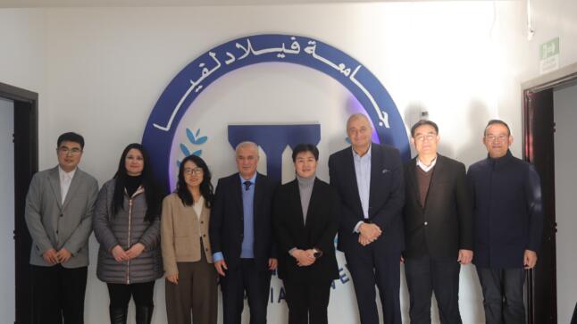 جامعة فيلادلفيا تعزز التعاون الأكاديمي والثقافي مع جامعات شاندونغ الصينية