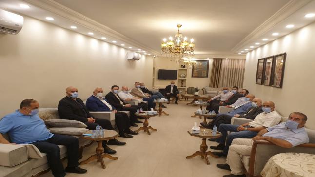 منتدى الخليل يدعو إلى ممارسة الانتخابات النيابية المقبلة بأعلى درجات المسؤولية والاهتمام.