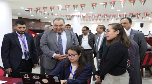 كلية تكنولوجيا المعلومات في جامعة الزرقاء تنظّم مسابقة لصناعة الألعاب الإلكترونية