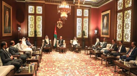 مندوبا عن الملك وولي العهد.. العيسوي يعزي قطينة ولدجر والعمري