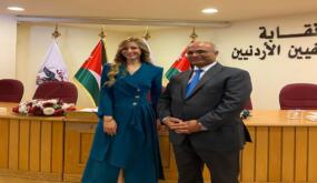 ” الصحفية الأردنية مي العناتي ” تؤدي القسم القانوني أمام مجلس نقابة الصحفيين الأردنيين