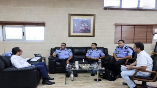 بحث التعاون بين الجامعة الألمانية الأردنية ومديرية الأمن العام