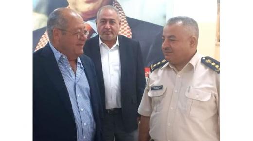 “المجالي” يتفقد الاسواق الحرة في “جسر الملك حسين