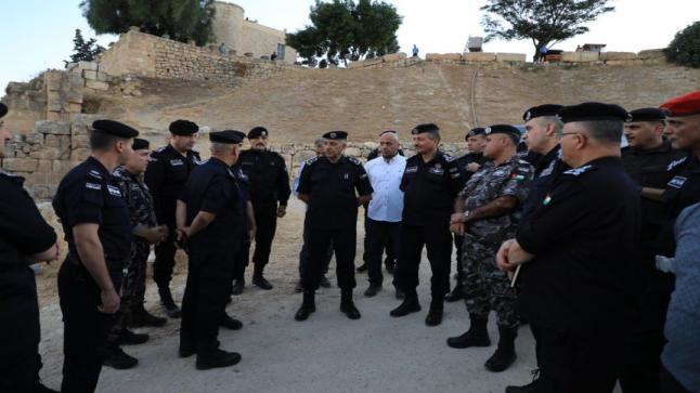 مدير الأمن العام يتفقّد موقع مهرجان جرش ويطّلع على الخطط الأمنية والمرورية الخاصة بالمهرجان