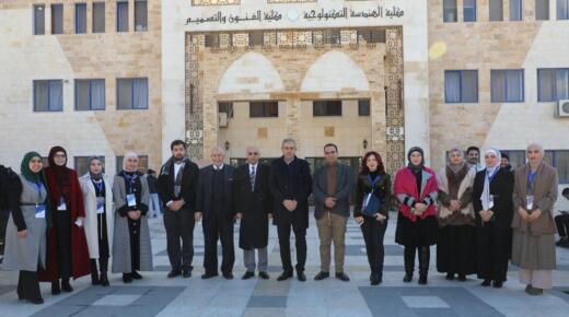 جامعة الزرقاء تعقد مرحلة التحكيم النهائية من مساق مشروع التخرج (1) لطلبة العمارة