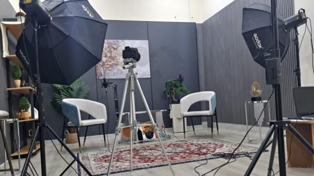 استحداث استوديو بودكاست في كلية الإعلام بجامعة الزرقاء بدعم من “نماء”