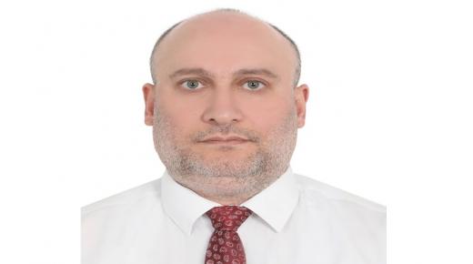 الدكتور سلوم من العلماء في الامن السيبراني والذكاء الاصطناعي