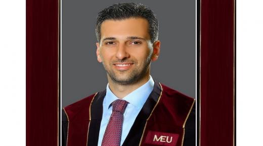 وكالة عكاظ الاخبارية تهنيء الدكتور أحمد يعقوب ناصر الدين بمناسبة ترقيته إلى رتبة أستاذ مشارك “في جامعة الشرق الأوسط”