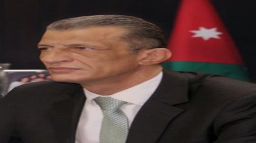 التعليم المتمازج بين “الصف الافتراضي والصف التقليدي ” وبين “التعليم عن بعد وعن قرب”