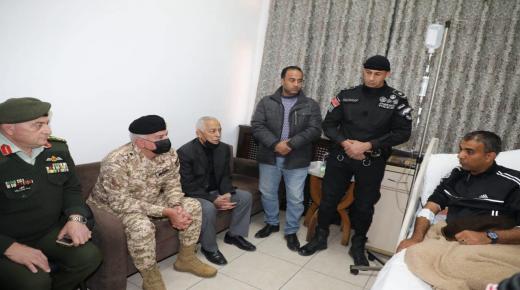 بتوجيهات ملكية.. العيسوي والحنيطي يطمئنان على صحة مصابي الحسينية