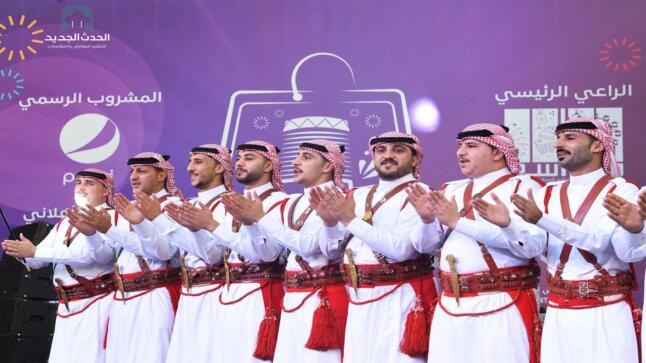 فرقة معان للفنون الشعبية الفرقة تشارك في مهرجان أبها الدولي في المملكة العربية السعودية بتاريخ 23/07/2025