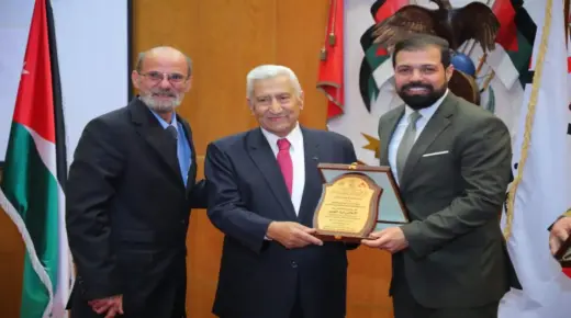 برعاية دولة د. عبدالله النسور منتدى أبو نصير الثقافي يكرم عددا من الشخصيات