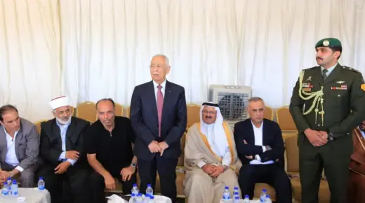 مندوبا عن الملك وولي العهد… العيسوي يعزي قبيلة بني صخر وآل قمحية -صور