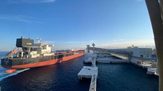 شركة البوتاس العربية تحقق إنجازاً جديداً بتصدير أكبر شحنة في تاريخ قطاع الأسمدة الأردني إلى الصين