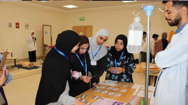 كلية التمريض في الزيتونة تنظم فعالية “Clinical Escape Room & Triage Workshop” لتعزيز المهارات السريرية لدى الطلبة