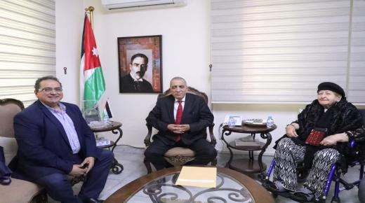 رسالة من هيفاء البشير إلى وزير الثقافة